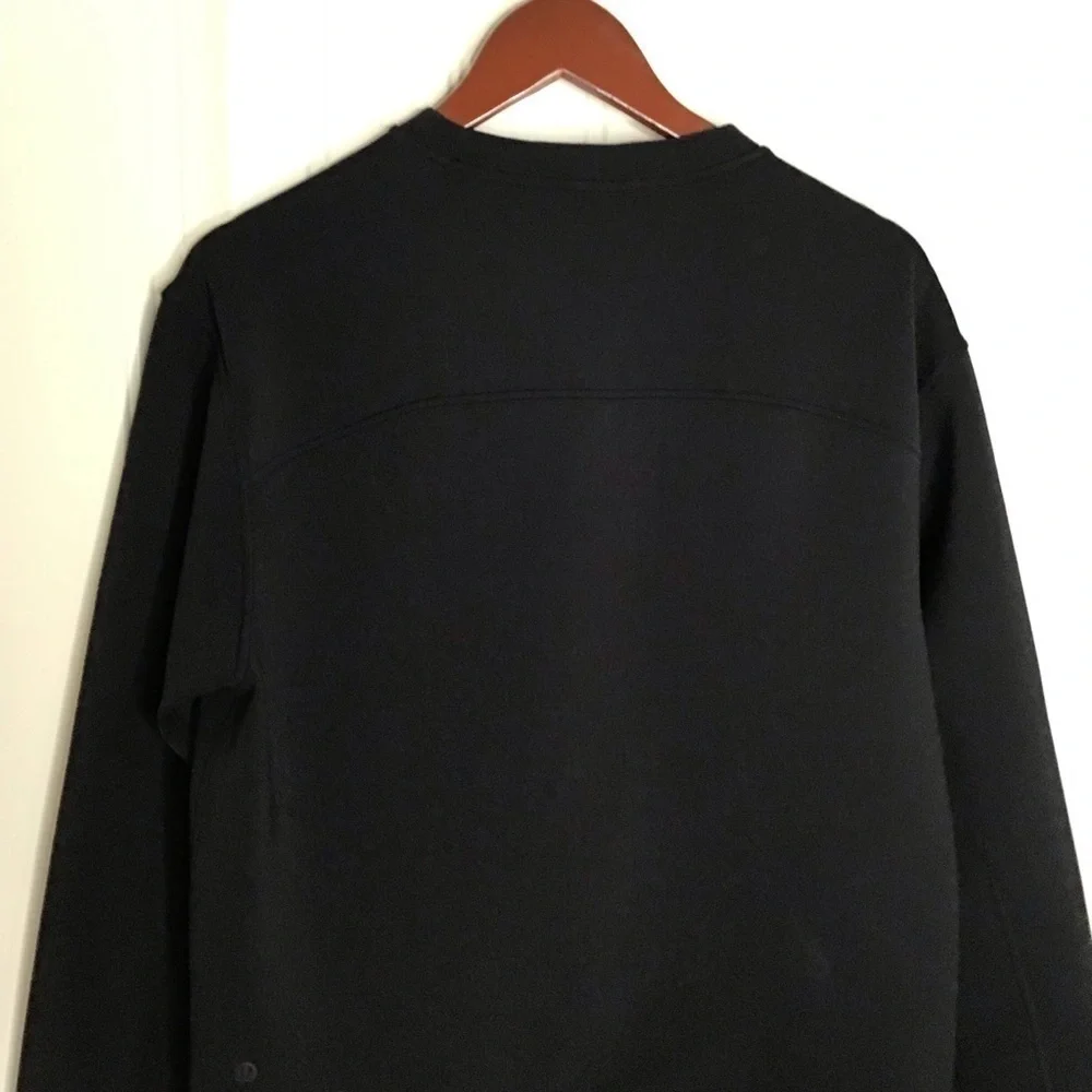 Lululemon Black Nylon Blend Crewneck Shirt Size 8.